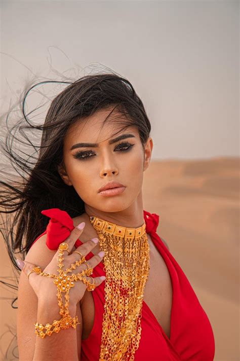 wanessa boyer|Wanessa Boyer faz sucesso em viagem no Qatar e recebe .